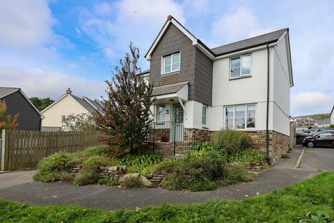 4 bedroom detached house for sale, Tregoning Drive, St Austell, PL25