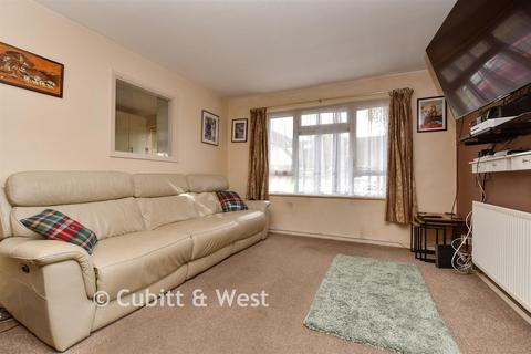2 bedroom ground floor maisonette for sale, Levett Road, Leatherhead, Surrey