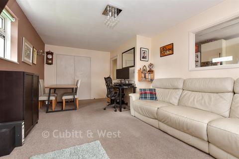 2 bedroom ground floor maisonette for sale, Levett Road, Leatherhead KT22