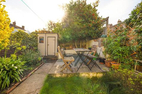 2 bedroom end of terrace house for sale, Highworth Road, St Annes
