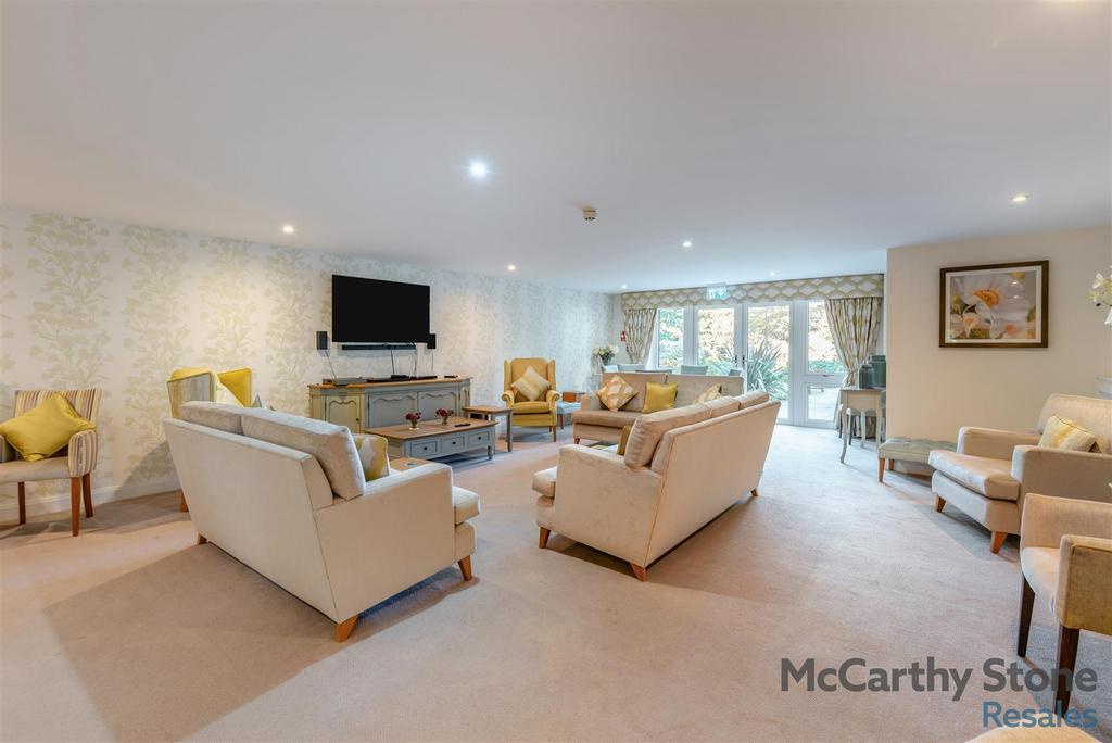 8665945-interior16.jpg