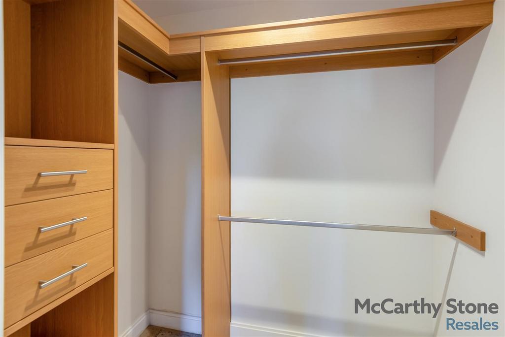 8665945-interior11.jpg