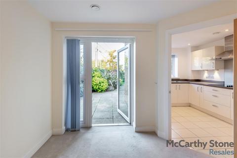 2 bedroom apartment for sale, London Road, St. Albans