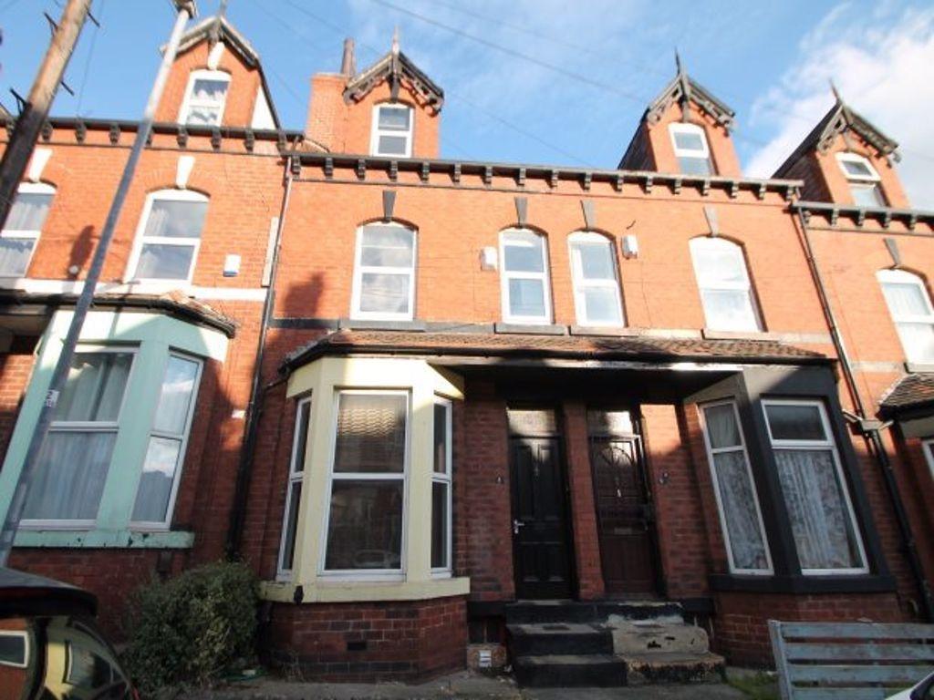 A charming historic building with a welcoming f...