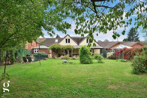 5 bedroom detached house for sale, Bell Lane, Bromsberrow Heath, Herefordshire, HR8 1NX