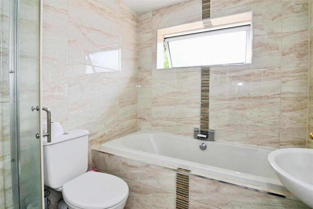 2abbottsdrive0708257.jpg