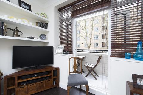 1 bedroom flat for sale, Highbury New Park, London
