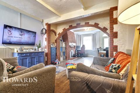 11 Beresford Road, Lowestoft, NR32 2NQ