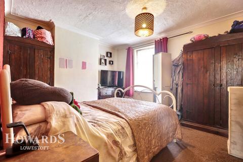 11 Beresford Road, Lowestoft, NR32 2NQ