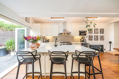 3 bedroom flat for sale, Epirus Road, London SW6