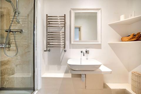 Flat 1, 26 Epirus Road, London, SW6 7UH