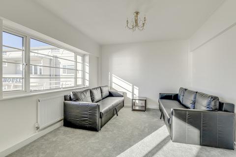 2 bedroom apartment for sale, Seaforth Road, Westcliff-on-sea, SS0
