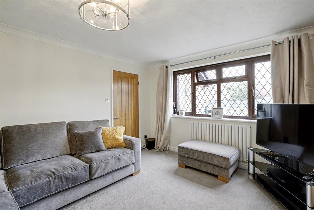 Lounge/Sitting Room