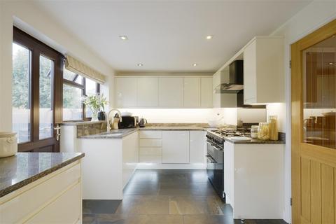 4 bedroom detached house for sale, Elgar Drive, Long Eaton