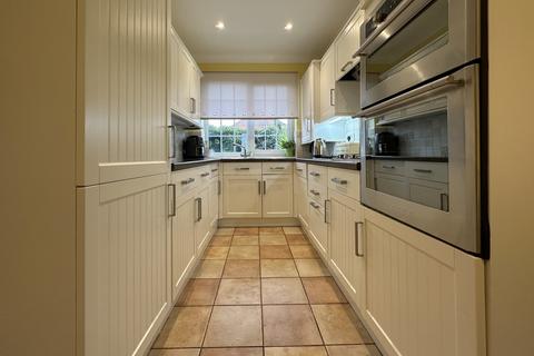 3 bedroom bungalow for sale, Garden Mews, Deal, CT14