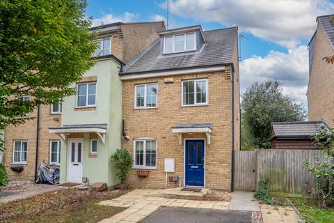3 bedroom end of terrace house for sale, Wellbrook Way, Girton, CB3