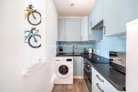 1 bedroom flat for sale, Pembridge Gardens, Notting Hill, London, W2