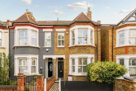 10 Elthorne Avenue, London, W7 2JN