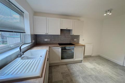 2 bedroom flat for sale, Lane Green Road, Bilbrook