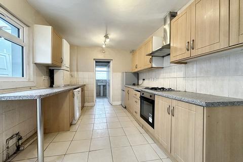 undefined, Mill Avenue, Uxbridge, UB8