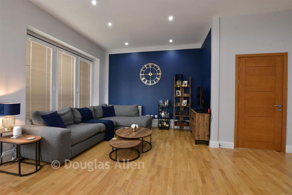 Lounge/Kitchen/Dining Room