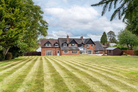 undefined, Swan Street, Alvechurch, B48