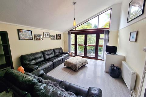 undefined, Brookside Close, Launceston