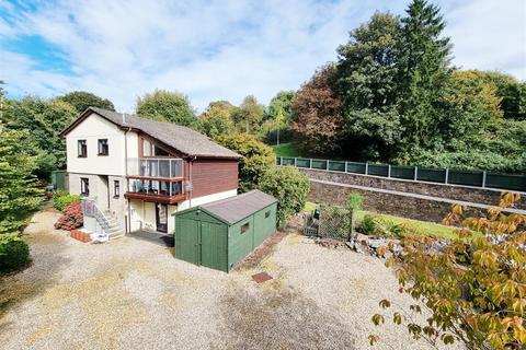 3 bedroom detached house for sale, Brookside Close, Launceston