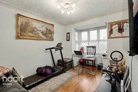undefined, Felipe Road, Grays