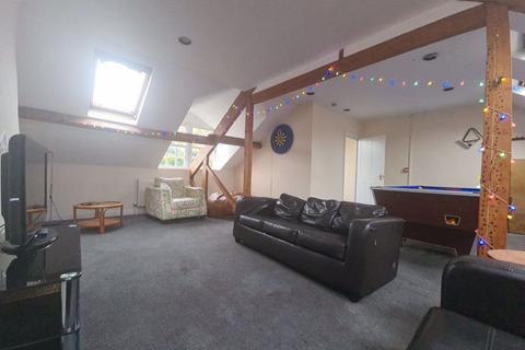 5 bedroom house to rent, Victoria Road, Leeds LS6