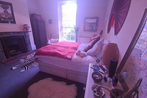 5 bedroom house to rent, Victoria Road, Leeds LS6