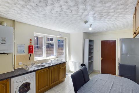 5 bedroom house to rent, Rigby Road, Southampton