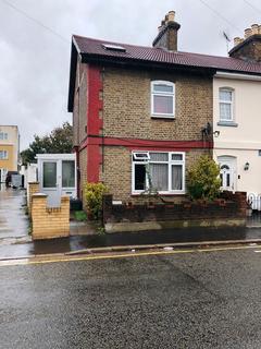 undefined, STATION ROAD HOUNSLOW, TW3