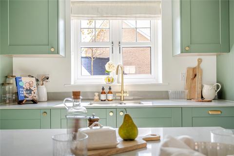3 bedroom terraced house for sale, High Street, Newington, Sittingbourne, Kent, ME9