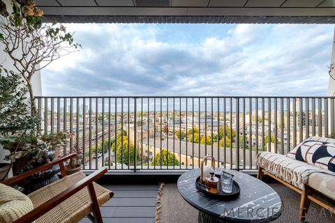 1 bedroom flat for sale, Chalk Farm Road, London NW1