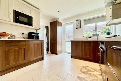 undefined, Berkshire Drive, Tilehurst, Reading, RG31