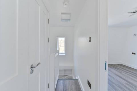 2 bedroom flat for sale, Coldharbour Lane, Brixton, London, SW9