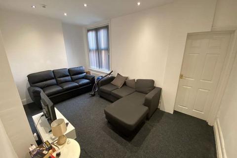 5 bedroom house to rent, Hanover Square, Leeds LS3