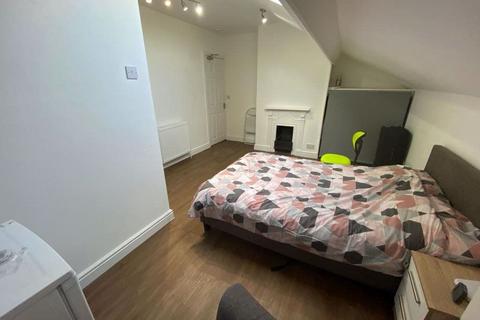 5 bedroom house to rent, Hanover Square, Leeds LS3