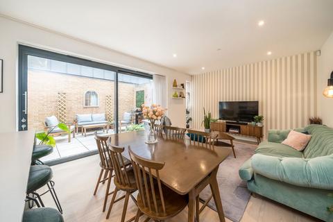 Westcote Road, London SW16