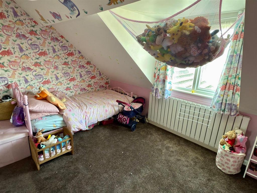 BED 4.jpg