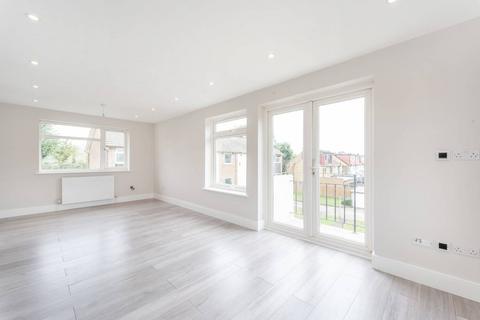 2 bedroom flat to rent, Haslemere Avenue, Hanwell, London, W7
