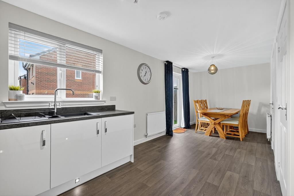 Dining Kitchen