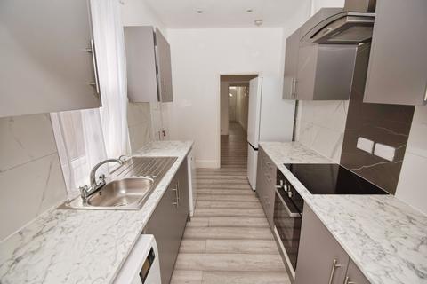 4 bedroom end of terrace house for sale, Humber Avenue, West Midlands CV1