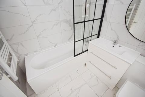 4 bedroom end of terrace house for sale, Humber Avenue, West Midlands CV1