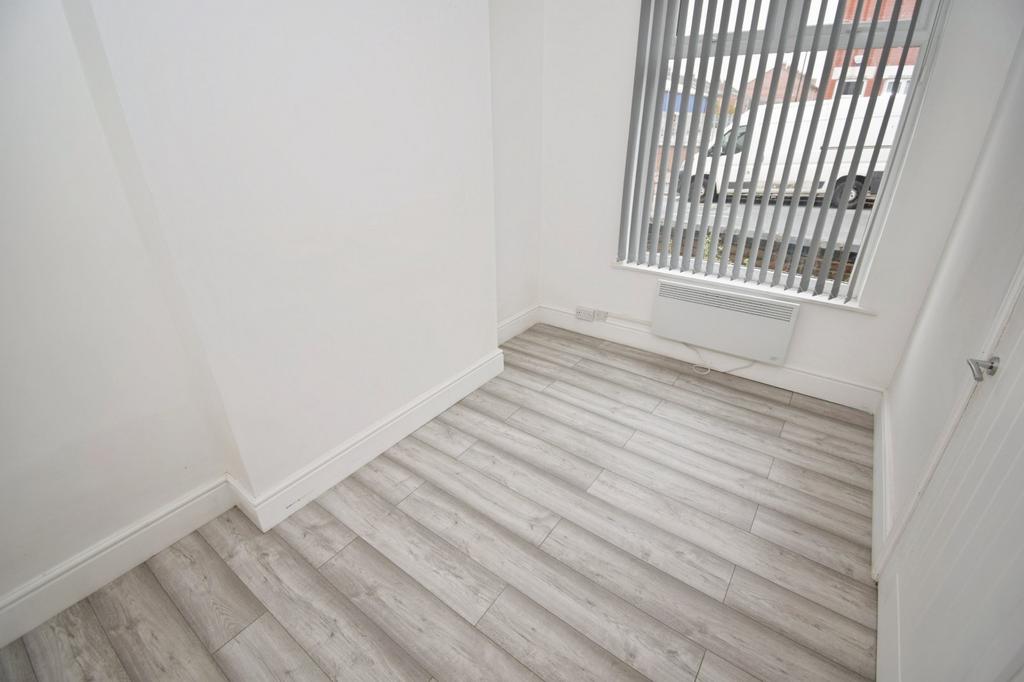 Bedroom/Reception Rm