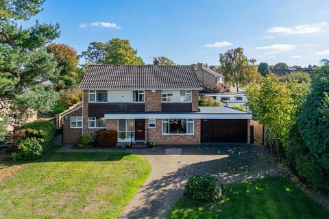 5 bedroom detached house for sale, Keswick Road, Fetcham, Leatherhead, Surrey, KT22