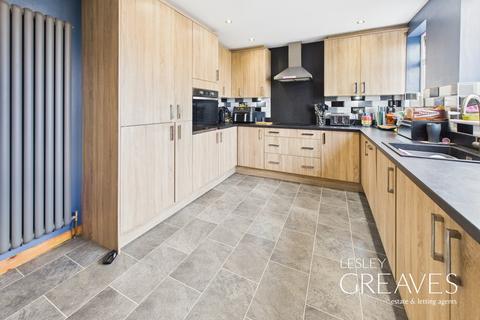 3 bedroom terraced house for sale, Arthur Crescent, Carlton, Nottingham
