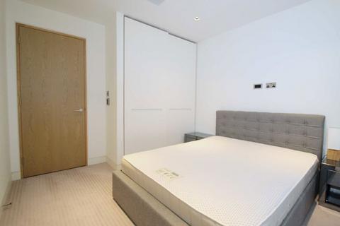 1 bedroom flat to rent, Wood Street, London EC2Y
