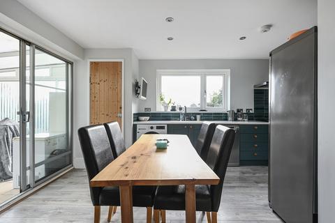 3 bedroom semi-detached house for sale, Barnets Hill, Peasmarsh, East Sussex, TN31 6YJ